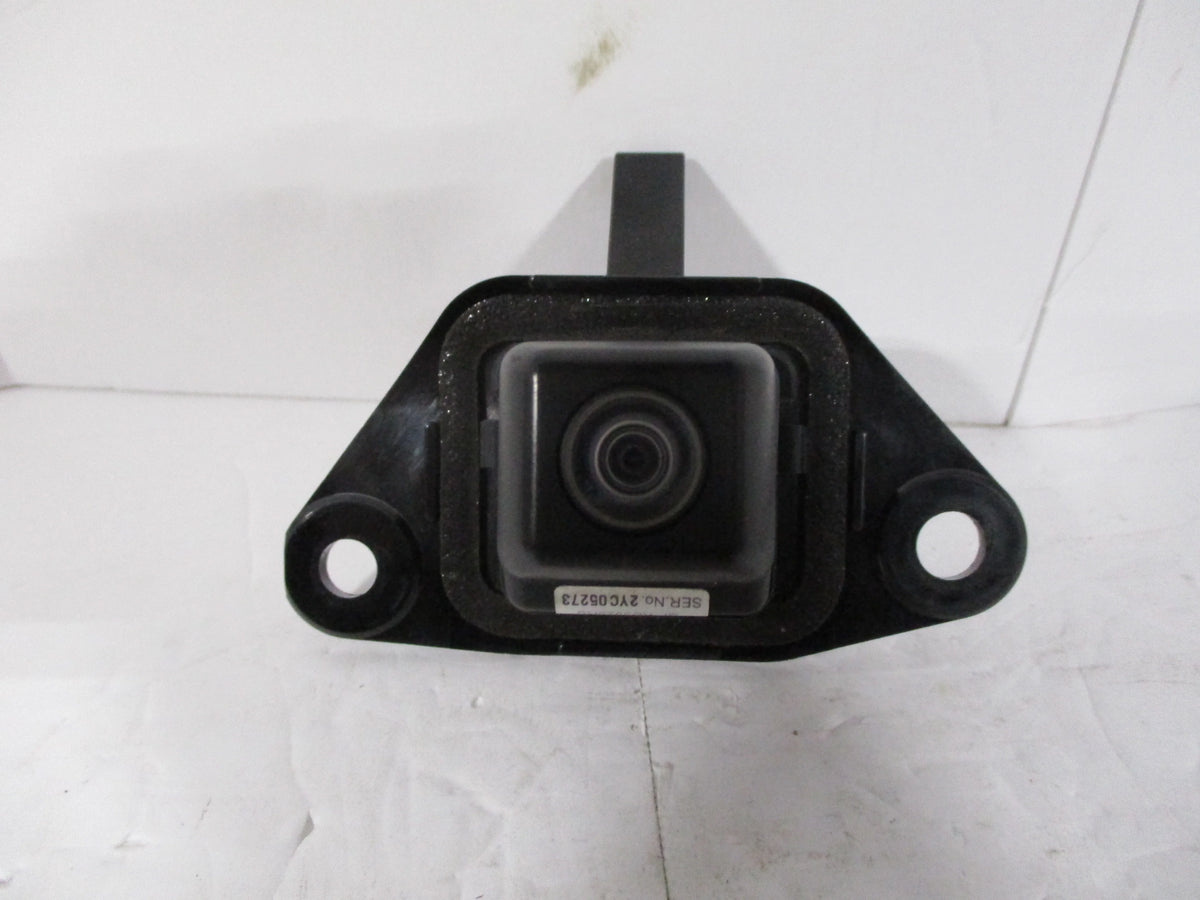 Rear OEM Liftgate 13 View 10 12 Backup 09 11 Camera Toyota Highlander Pre-Owned (Good) Mounted