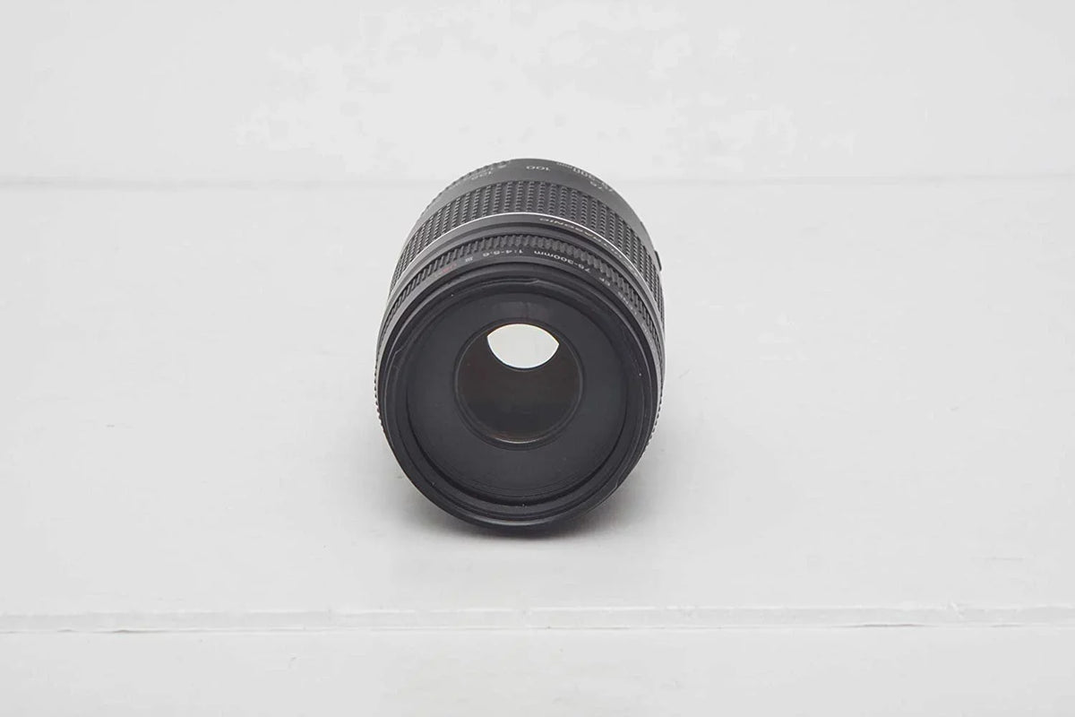III Zoom Telephoto EF Lens f/4-5.6 75-300mm Canon