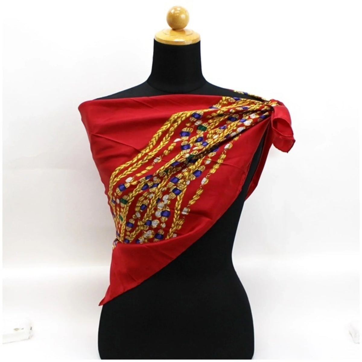 rank muffler pattern CHANEL Chanel B Pre-Owned silk scarf red (Fair) ladies