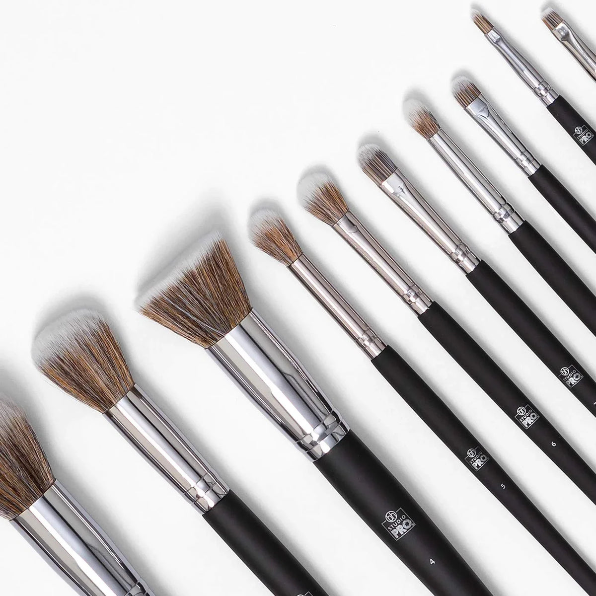 Set Pro Studio NOPLUS of BH Cosmetics 13ps Brush