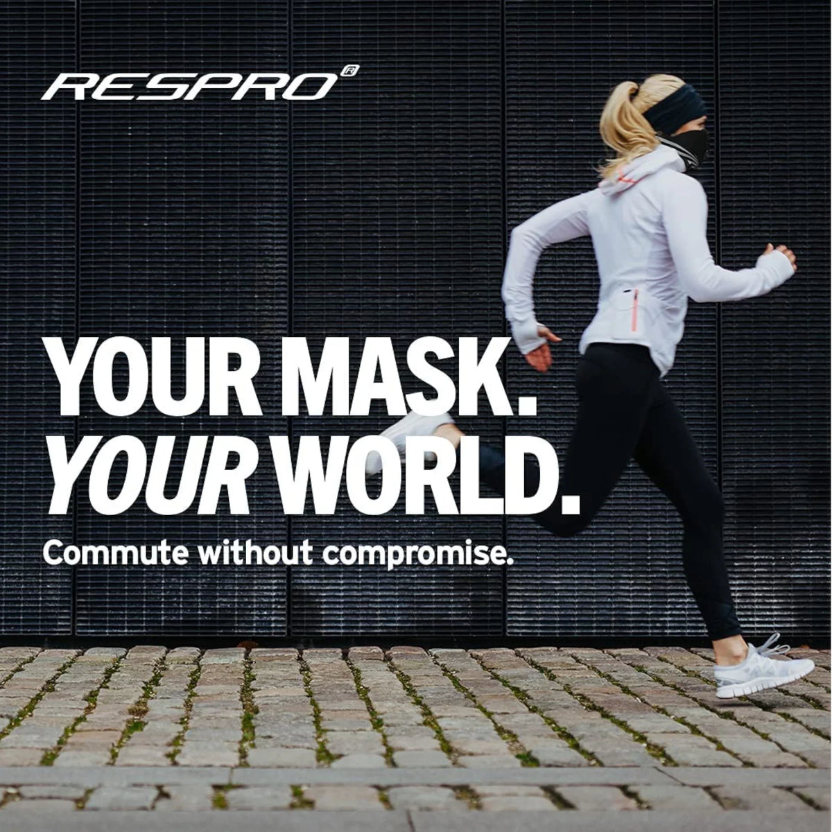 '- Black Respro Ultralight L Mask -