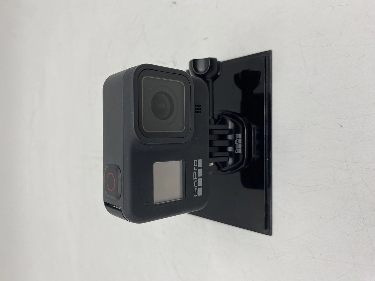 GoPro Open HERO8 Black Bundle Box